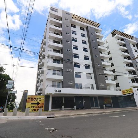 Lovely 2 Bedroom Rental Unit With Free Parking Guatemala City Exterior photo