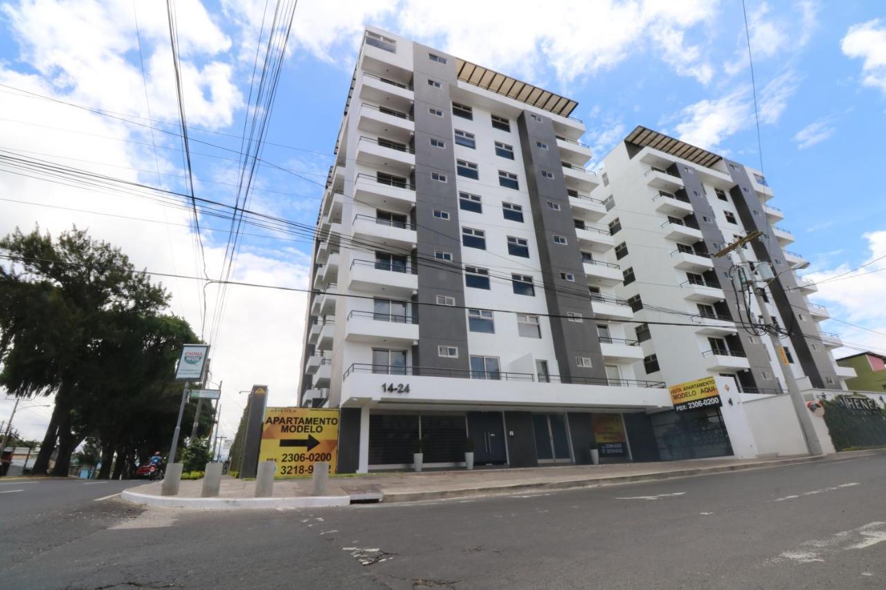 Lovely 2 Bedroom Rental Unit With Free Parking Guatemala City Exterior photo
