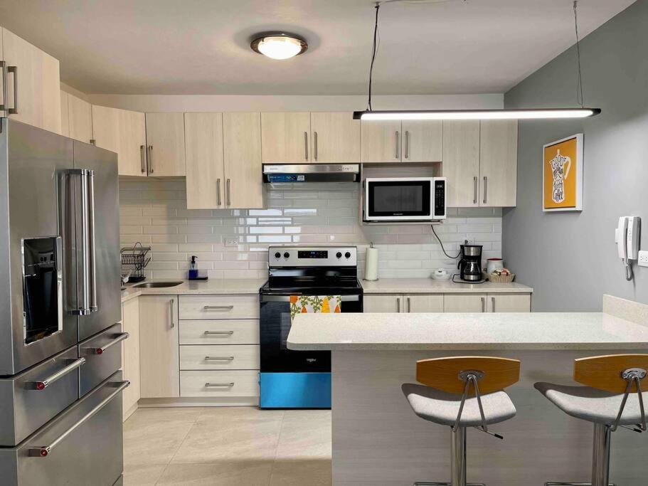 Lovely 2 Bedroom Rental Unit With Free Parking Guatemala City Exterior photo