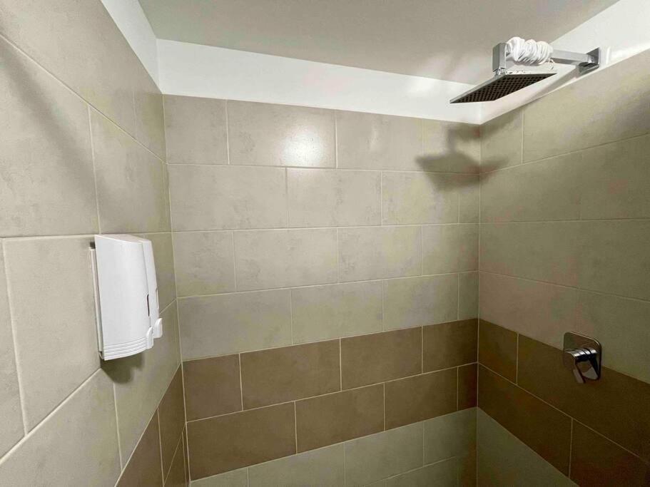 Lovely 2 Bedroom Rental Unit With Free Parking Guatemala City Exterior photo